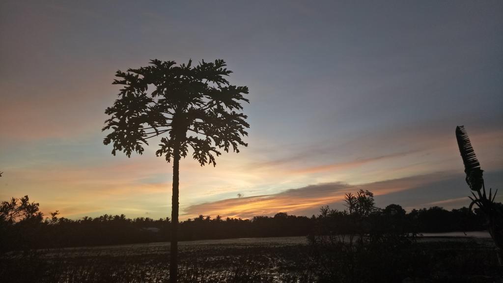 Heritage Lake View Anuradhapura Exterior photo
