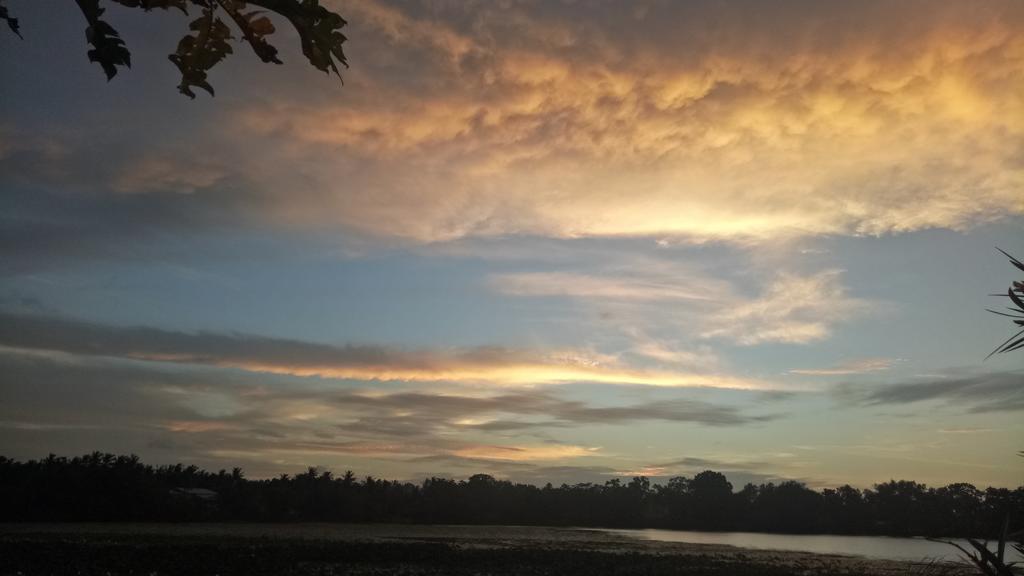 Heritage Lake View Anuradhapura Exterior photo