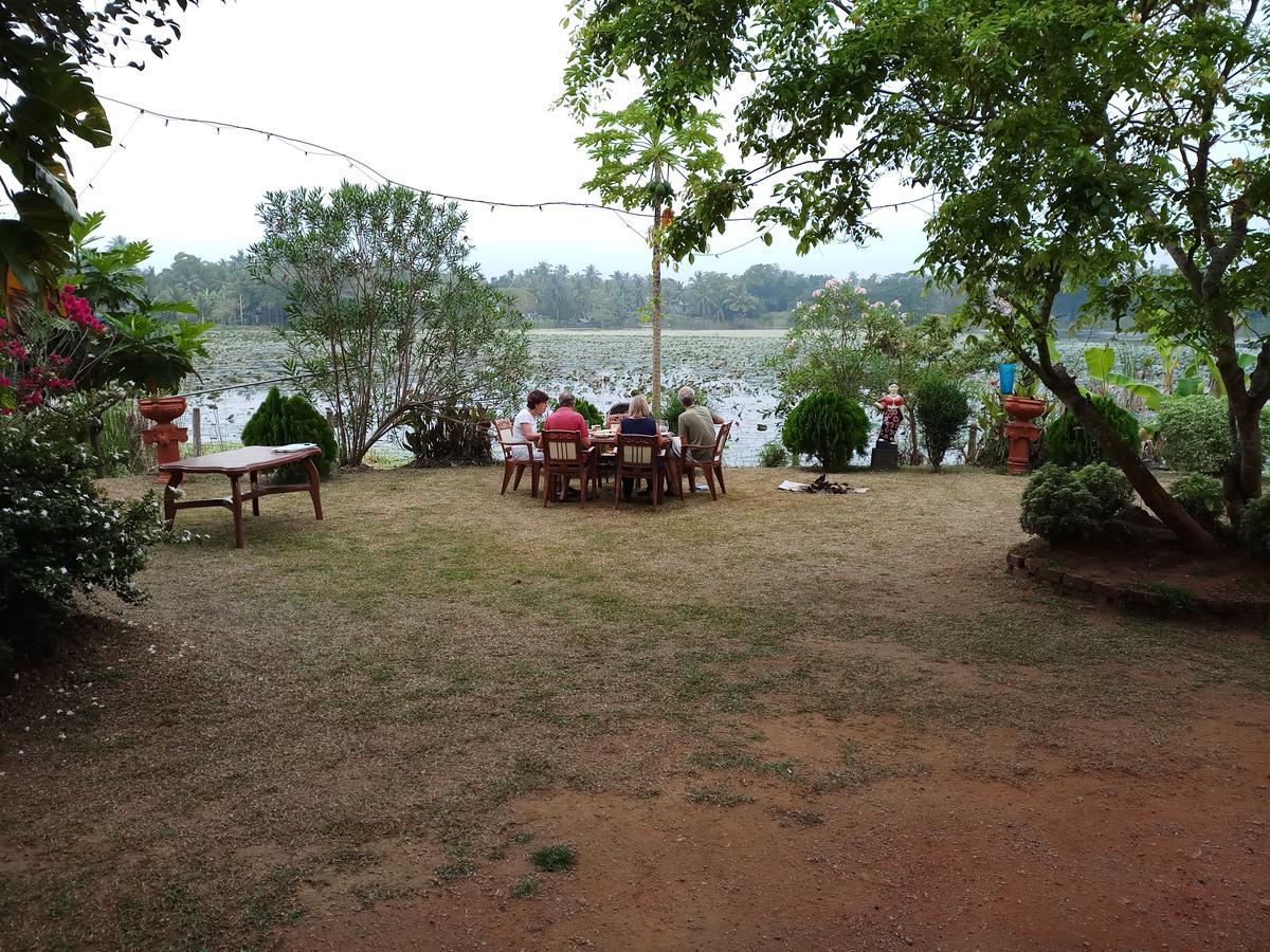 Heritage Lake View Anuradhapura Exterior photo
